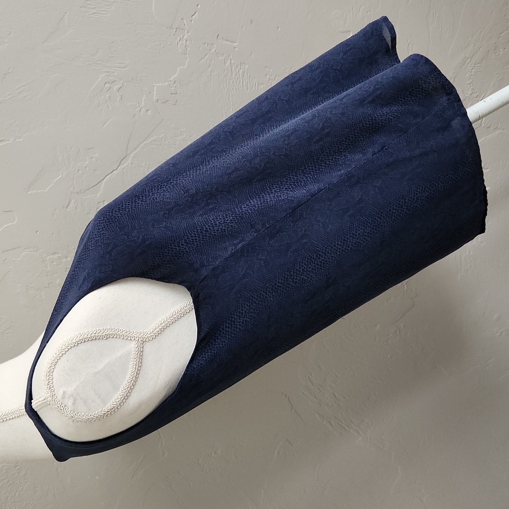 Joie Navy Silk Snakeskin Print Shell S - Picture 7 of 12